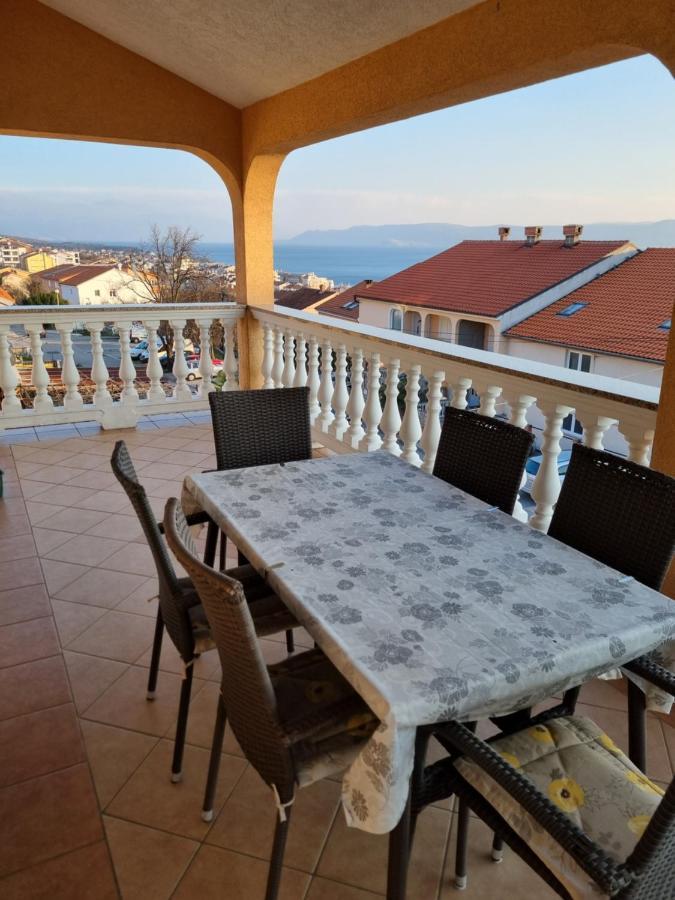 Apartments Vukic Crikvenica Exterior foto